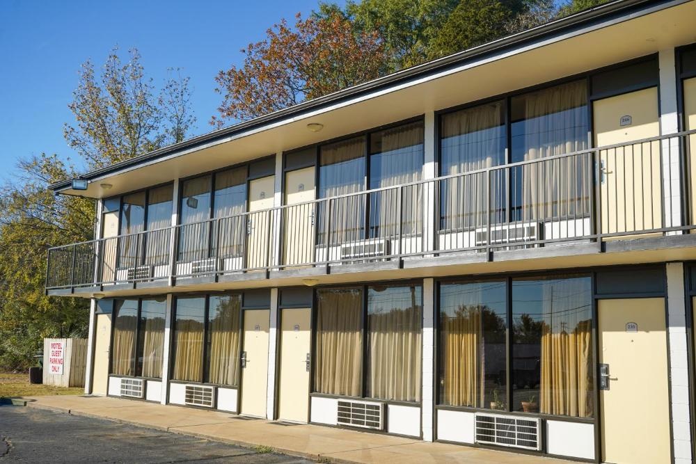 Sunset Inn Clarksville